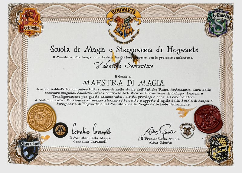 diploma-di-magia-e-stregoneria-carta-fatta-a-mano